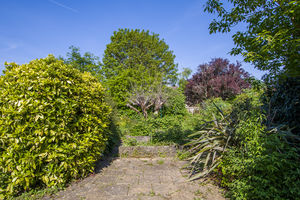 Photo 33- click for photo gallery